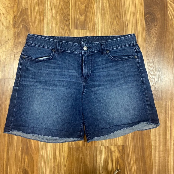 LOFT dark wash denim roll cuff shorts - Picture 3 of 7
